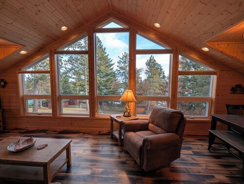 3BR Loft on Long Lake | 3 Bed, 1 Bath