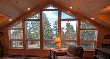 3BR Loft on Long Lake | 3 Bed, 1 Bath