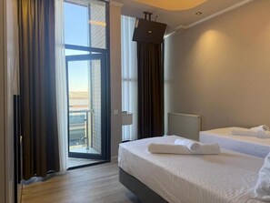 Deluxe Double or Twin Room, Balcony, City View | Free WiFi - Turkezm Hotel (Urgench)
