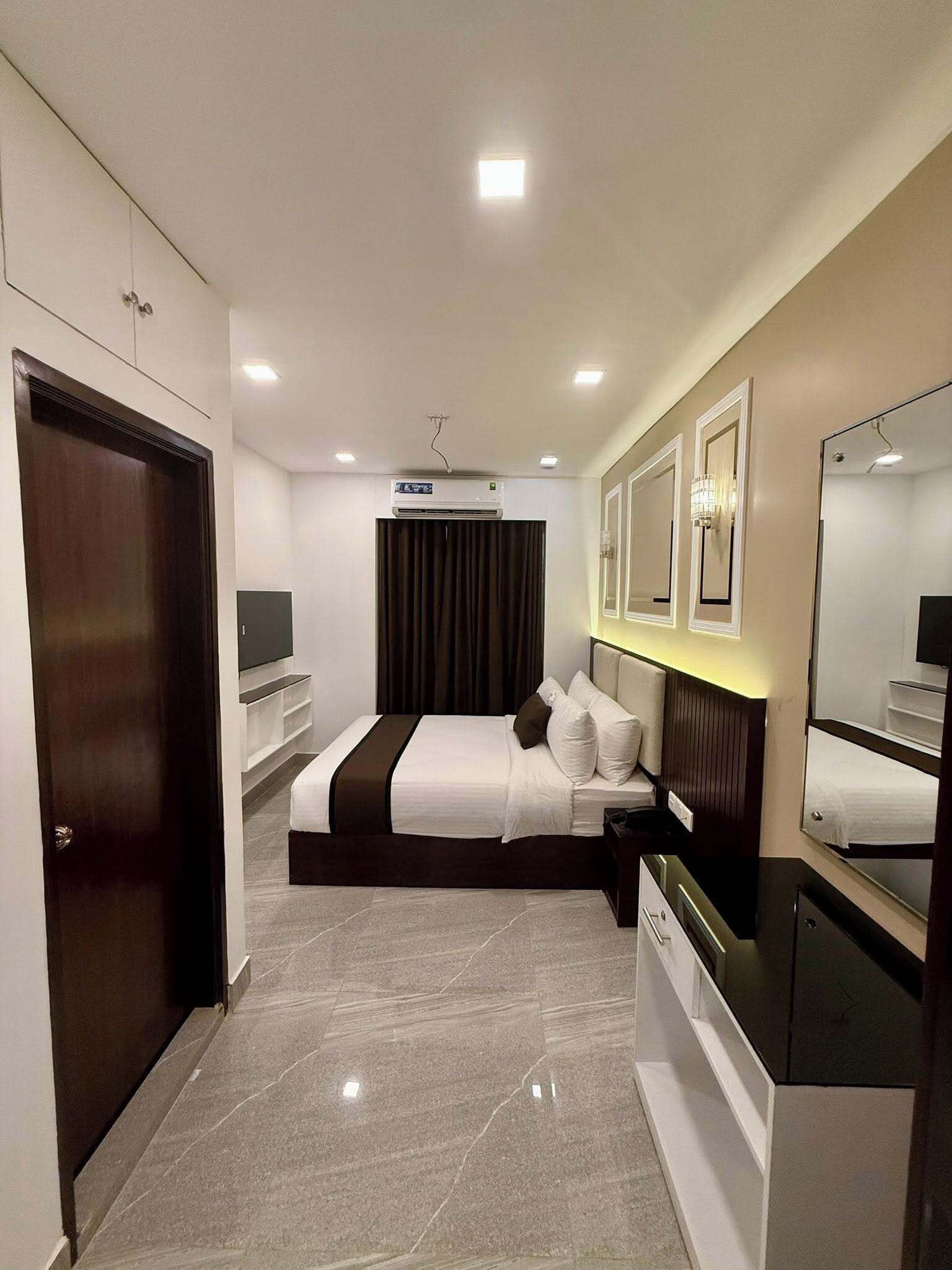 Deluxe Double Room, City View | Free WiFi