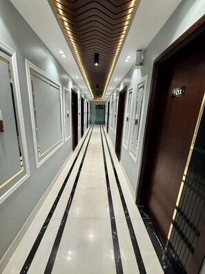 واجهة المنشأة