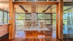 Dining - Elysian – A Luxury Coastal Retreat in Terranora (Terranora)