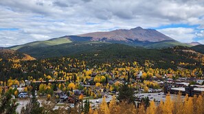 منظر من الجو على ارتفاع عالٍ