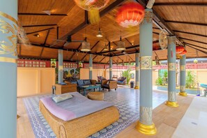 วิลล่า | บริเวณนั่งเล่น | ทีวีจอแบน