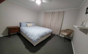 熨斗/熨衣板、上网接入、床单