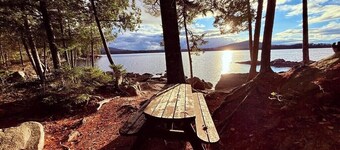 4-bedroom waterfront in peaceful Beaver Cove on Moosehead Lake