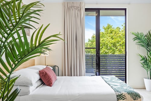 Comfy Studio Apartment in Marcoola Beach