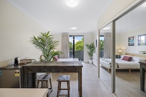 Apartment - Comfy Studio Apartment in Marcoola Beach (Sunshine Coast)