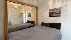 2 bedrooms, free WiFi, bed sheets