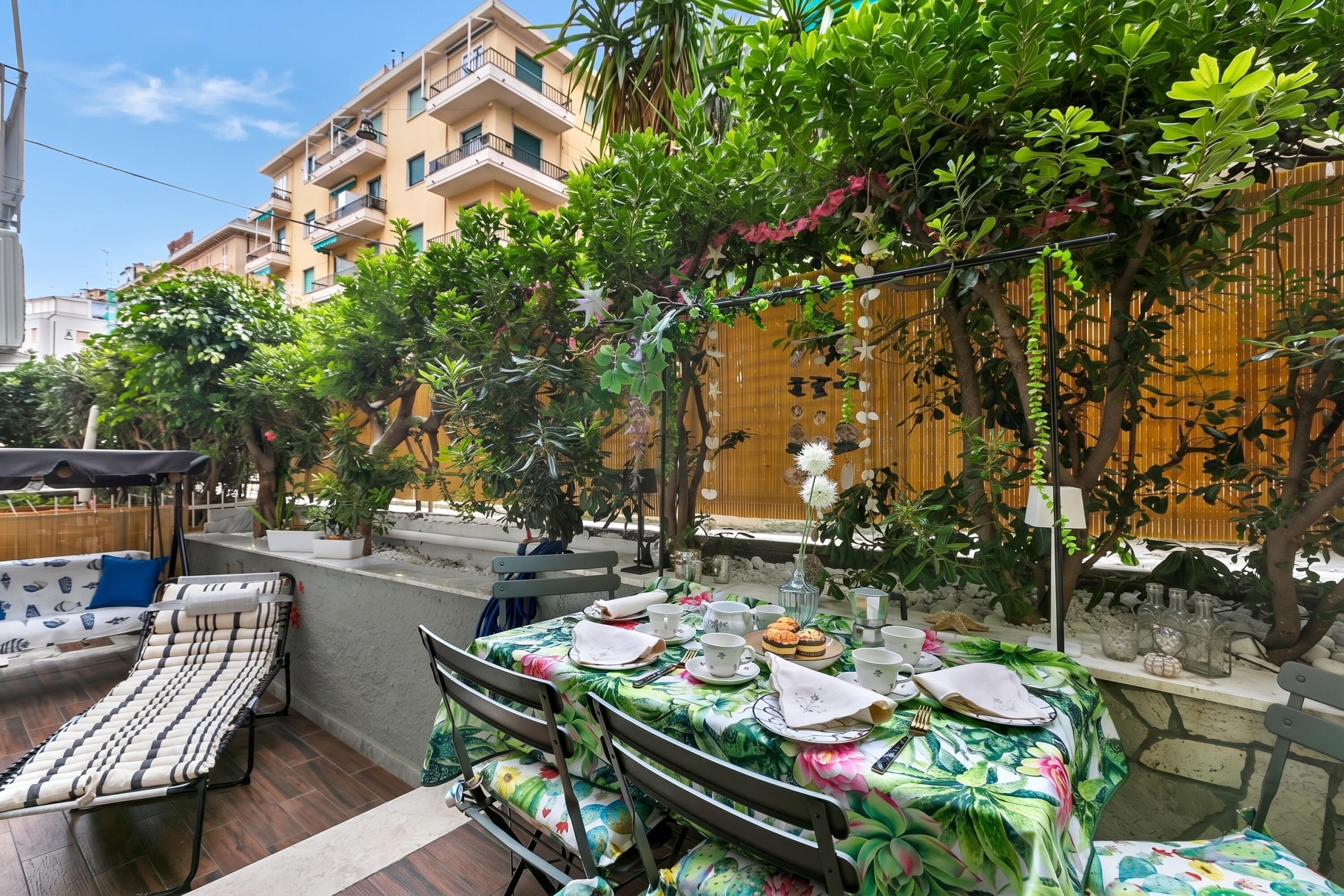 อพาร์ทเมนท์สำหรับครอบครัว, หลายห้องนอน (Casa Amorosa Town Center) | รับประทานอาหารกลางแจ้ง