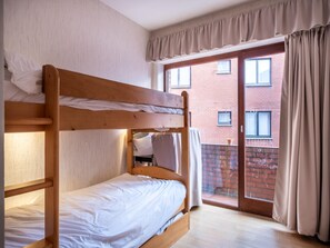 3 soverom, strykejern/-brett og internettilgang