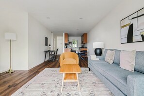 Televisión y estéreo 