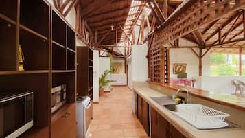 Microwave, oven, stovetop