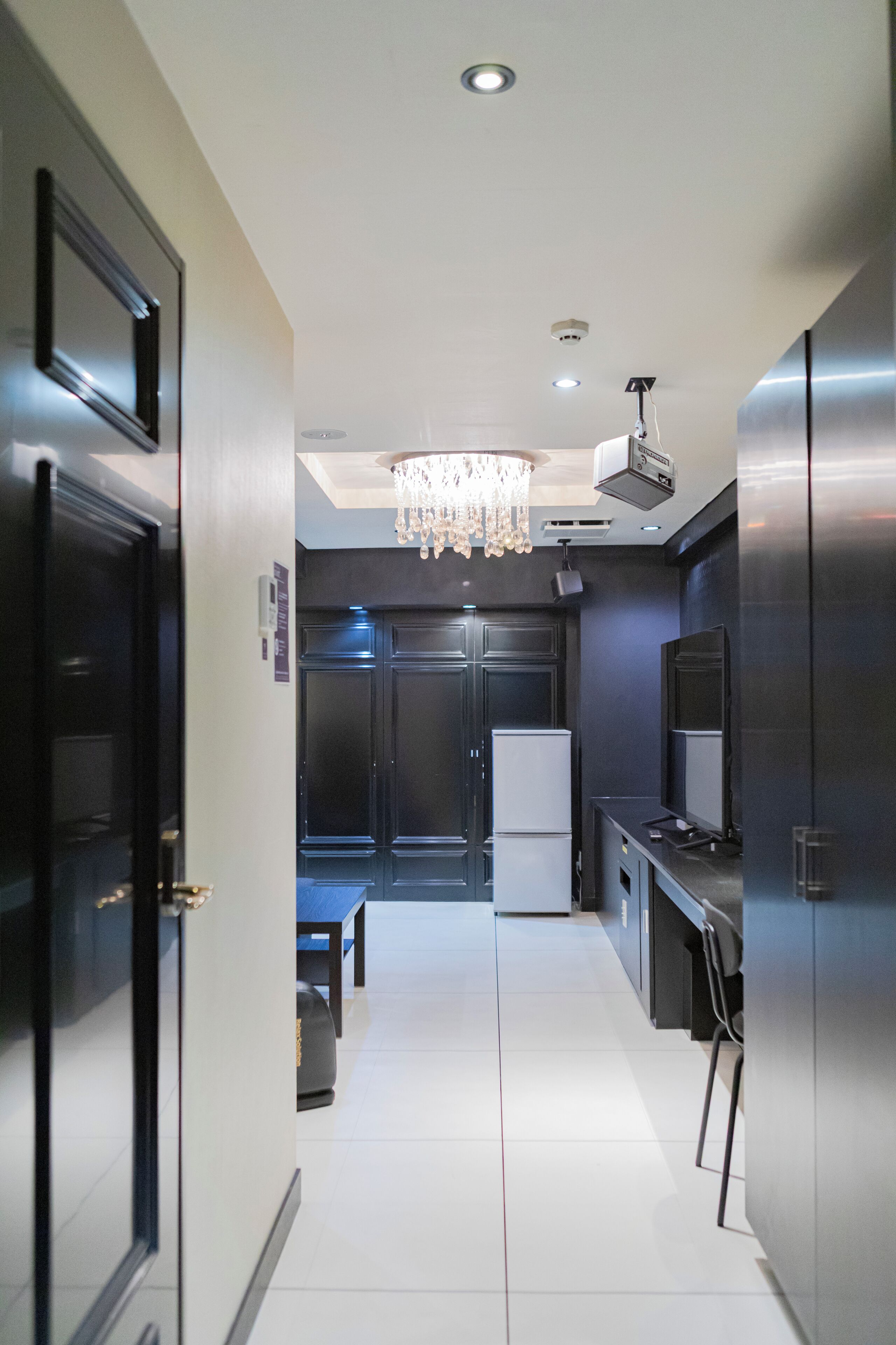 King Room (Royal Veil) Non Smoking | Free WiFi, bed sheets