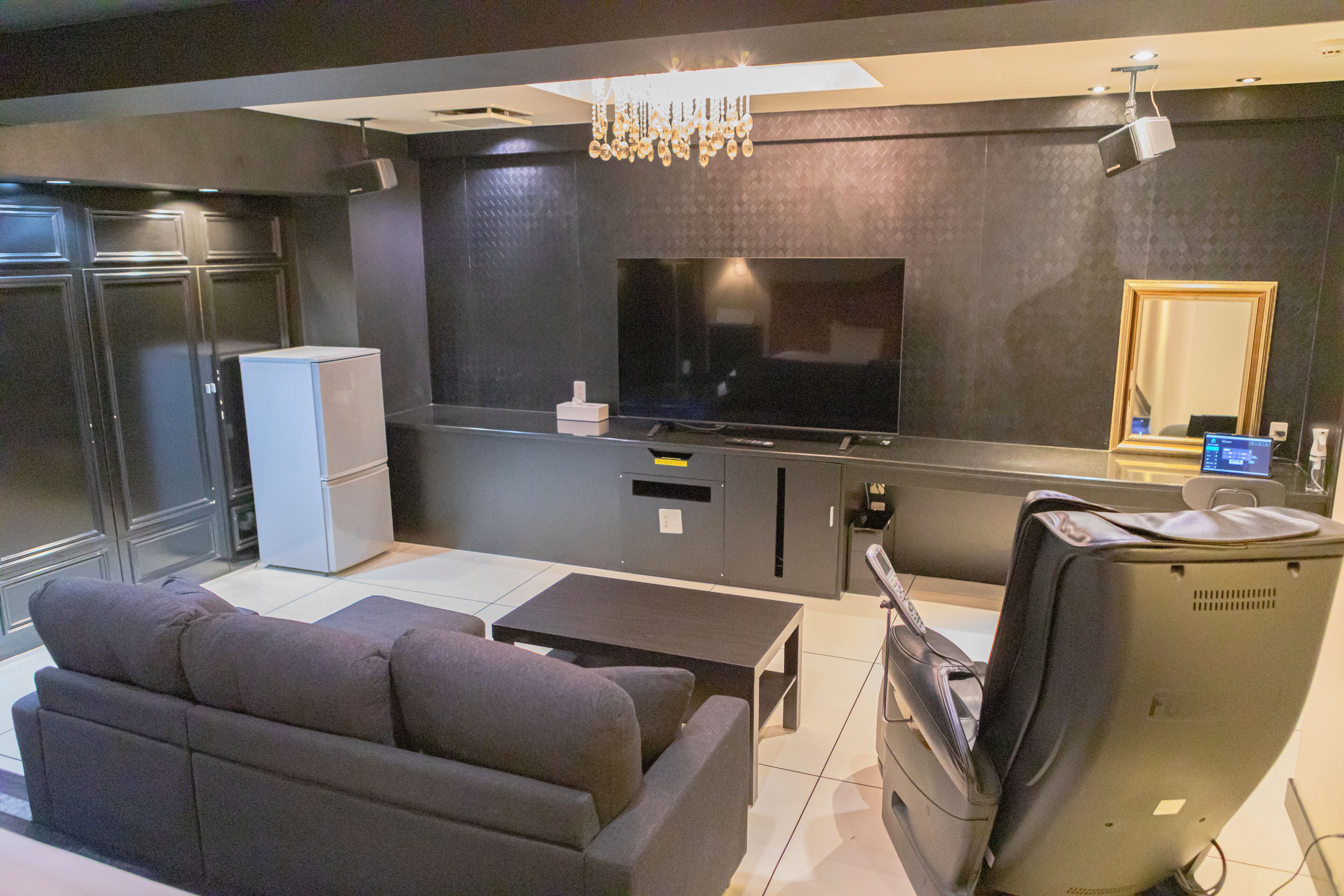 King Room (Royal Veil) Non Smoking | Free WiFi, bed sheets