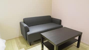 Queen Room (Brush) Non Smoking | Free WiFi, bed sheets