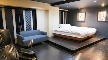 Queen Room (Grand Luxe) Non Smoking