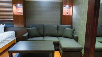 Kamar, 1 Tempat Tidur Queen, Bebas Asap Rokok, sauna (Oriental Calm) | Wi-Fi gratis dan seprai linen