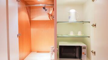 Room, 1 Katil Ratu (Queen), Non Smoking (Blossom) | Kemudahan bilik