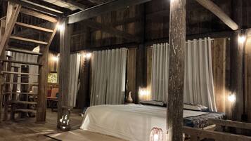 Chalet Klasik, 2 kamar tidur, pemandangan kebun, tepi gunung | Didekorasi berbeda-beda dan dilengkapi dengan perabotan berbeda-beda