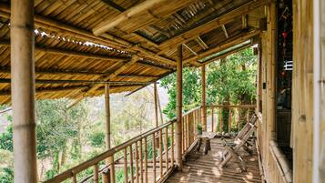 Basic Chalet | Terrace/patio