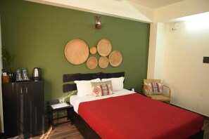 Iron/ironing board, free WiFi, wheelchair access