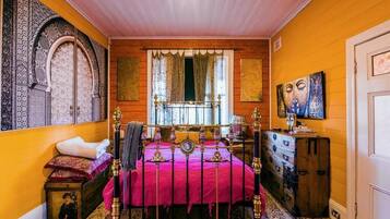 House, 1 Bedroom, Garden View | Free WiFi, bed sheets