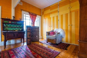 Casa, 1 habitación, vistas al jardín