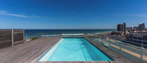 Piscina a l'aire lliure