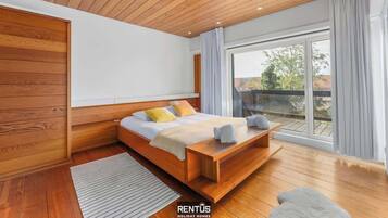 4 dormitorios, escritorio, cuna de viaje y wifi