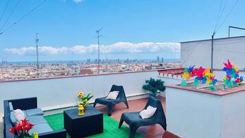 Duplex Penthouse Apartment, 4 bedrooms with three private terraces, Stunning Views | Terraza o patio
