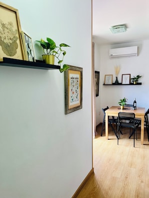 Duplex Penthouse Apartment, 4 bedrooms with three private terraces, Stunning Views | Living area | Plasma TV - Atico Duplex 4 Habitaciones 3 Terrazas Vista 360° (Barcelona)