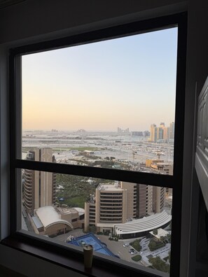 Iron/ironing board, free WiFi