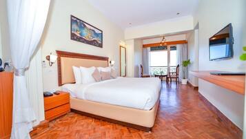 Family Room | Free WiFi