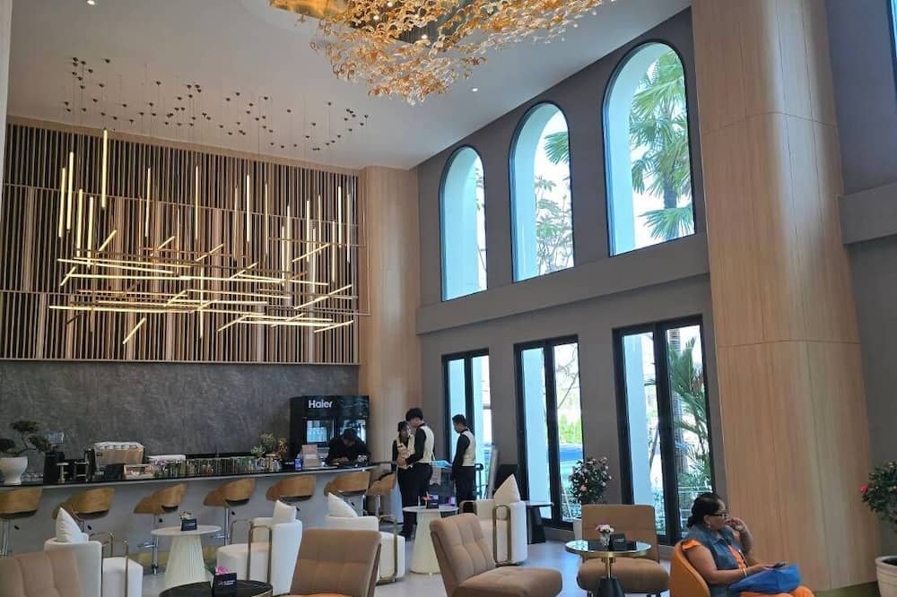 The Clover Hotel