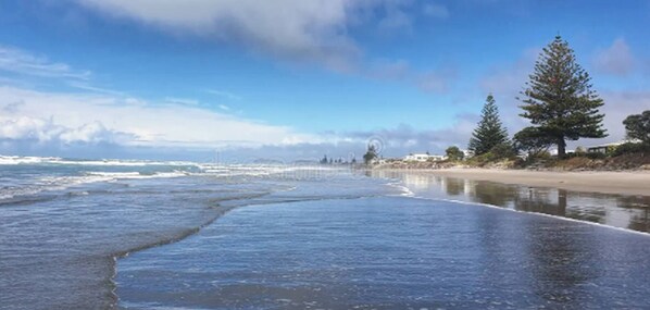 House, 4 Bedrooms, Accessible, Balcony | Beach