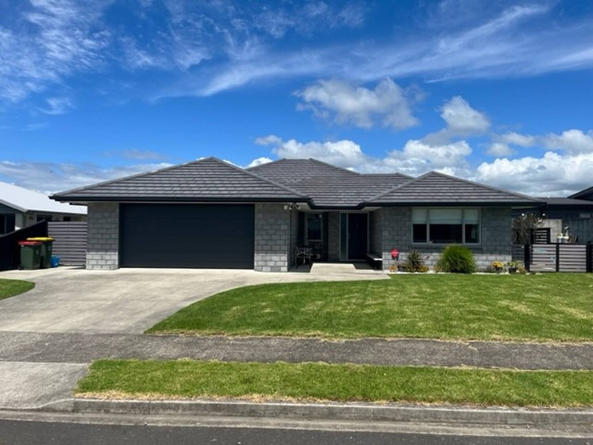 Nhà, 4 phòng ngủ, phù hợp cho người khuyết tật, ban công | Ngoại thất