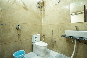 Shower, free toiletries, towels, soap