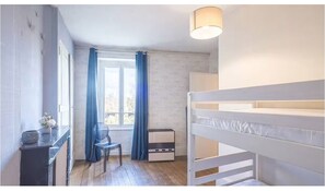 2 soverom, strykejern/-brett, wi-fi og sengetøy