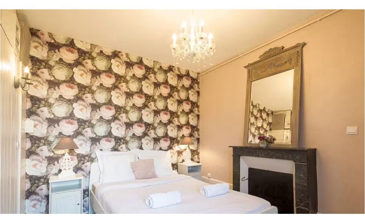 2 dormitoris, planxa i posts de planxar, wifi i roba de llit 