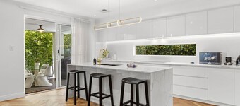 Timeless Getaway in Karrinyup