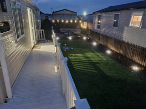 Property grounds - Unity Holiday Resort - Holiday Accommodation 20658 (Burnham-on-Sea)