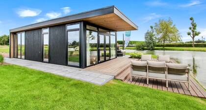 Modern holiday home in Kesteren