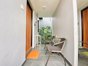 Double Room, Garden View | Terrace/patio