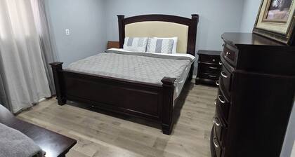 3 bedroom unit, 7 people sleep on down stairs, ground floor