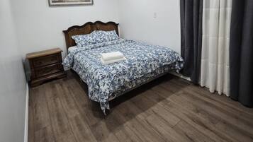 3 bedrooms, WiFi, bed sheets