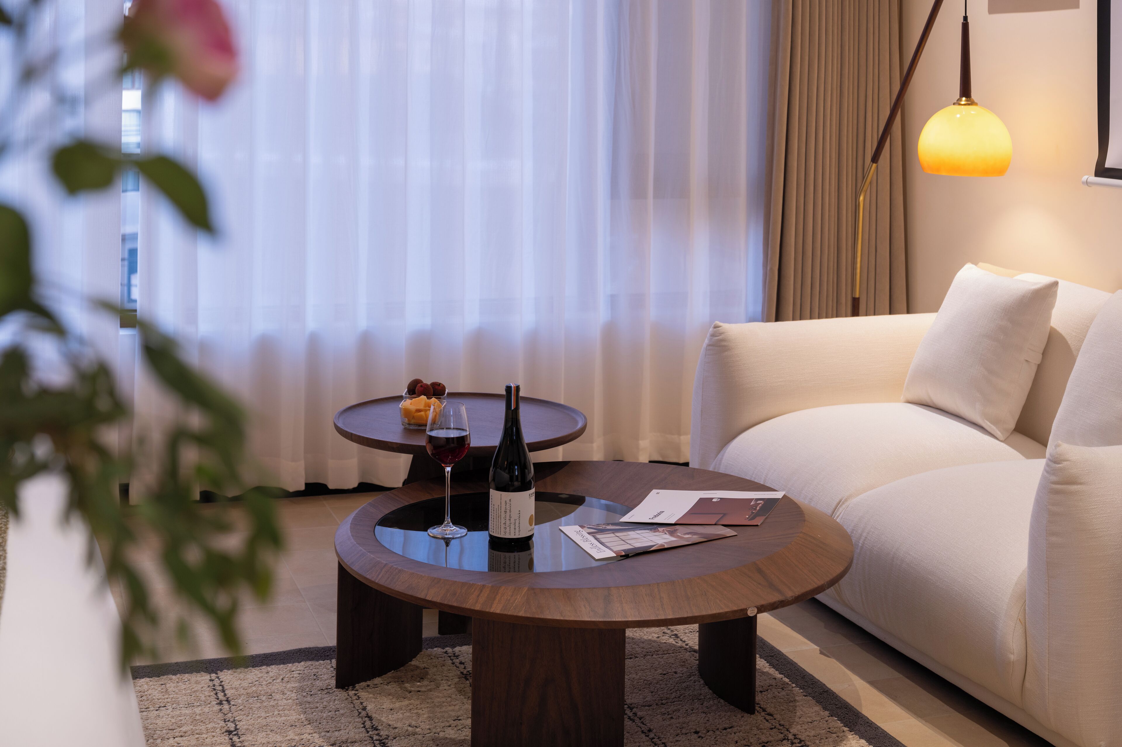 Signature-Doppelzimmer, Blick auf den Innenhof | Schreibtisch, laptopgeeigneter Arbeitsplatz, Verdunkelungsvorhänge