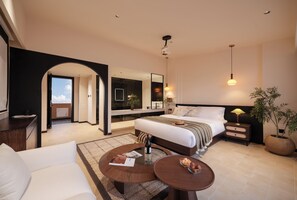 Signature Double Room, Courtyard View | Desk, laptop workspace, blackout drapes, soundproofing - Shangri-La Memory Homestay (Deqin)