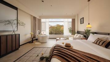 Premier Double Room, Courtyard View | Desk, laptop workspace, blackout curtains, soundproofing