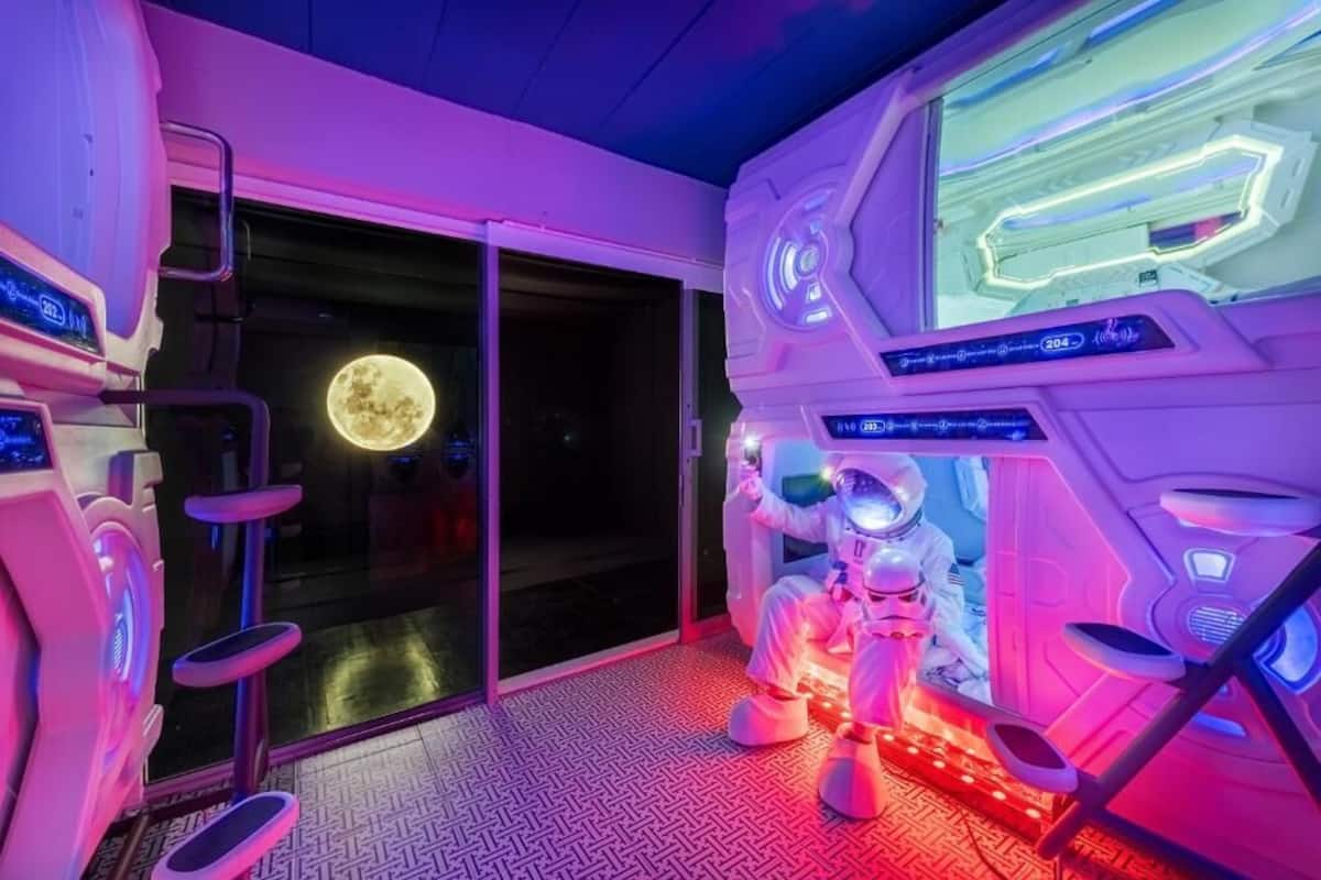 QUADRUPLE ROOM | Blackout drapes, free WiFi